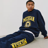 MICHIGAN Colleege Logo Crewneck Sweatshirt