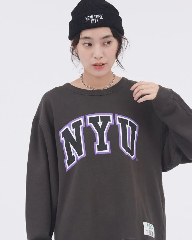 UNIVプリントスウェットトレーナー